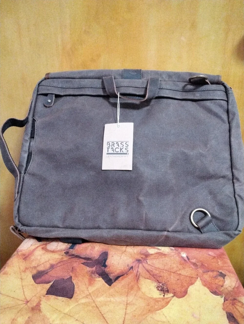 Classic Weathered look Canvas Messenger Bag in Dark Brown NWT